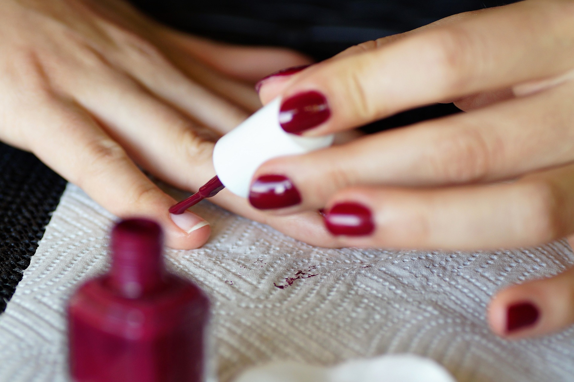 nails-3728109_1920
